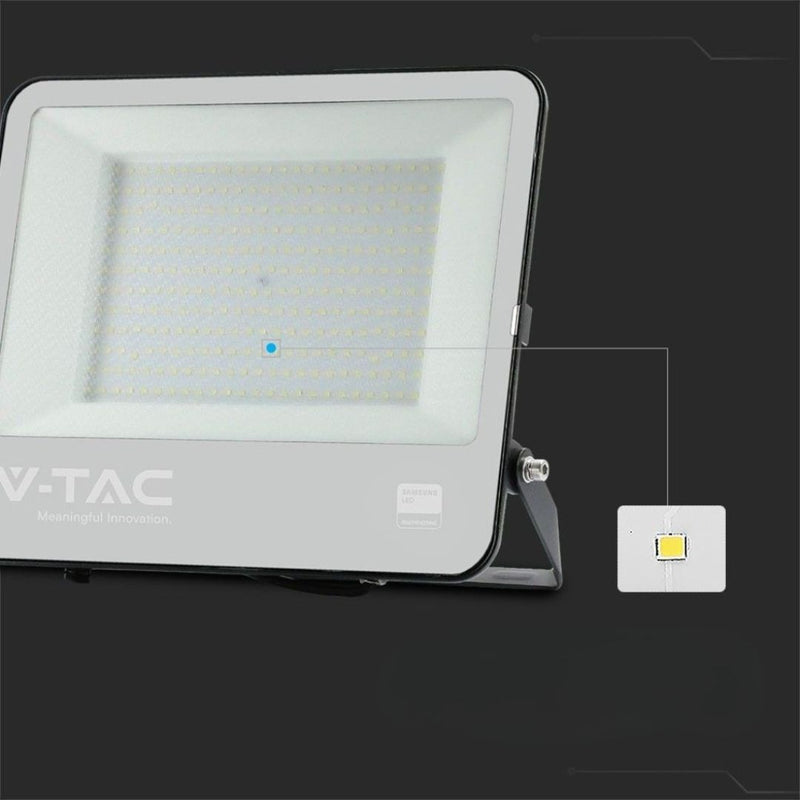 Carica immagine in Galleria Viewer, 200W LED Floodlight SMD SAMSUNG CHIP 1m Wire Black Body Grey Frosted Glass 6500K