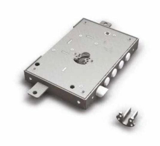 Serratura triplice 165C – ingranaggi soft, 4 catenacci Ø18, interasse 28 mm, scrocco DX/SX