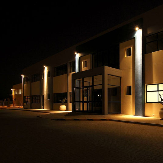 Faro LED SMD 100W E-Series G2 Colore Nero - Illuminazione Professionale Elegante IP65